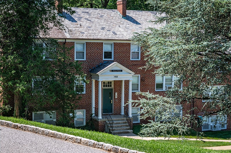 Photo of the Southwell residence hall on Loyola's Evergreen campus
