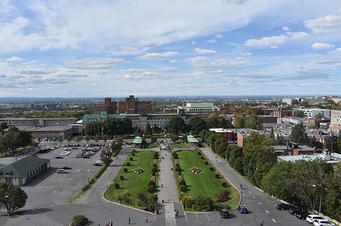 Panoramic view of Montreal from L’Oratoire St. Joseph