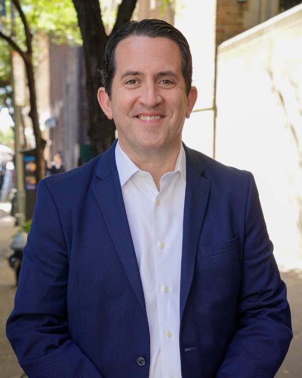 Paul, Director of Marketing & Communications for Inner City Scholarship Fund, serves on the Communication Advisory Board
