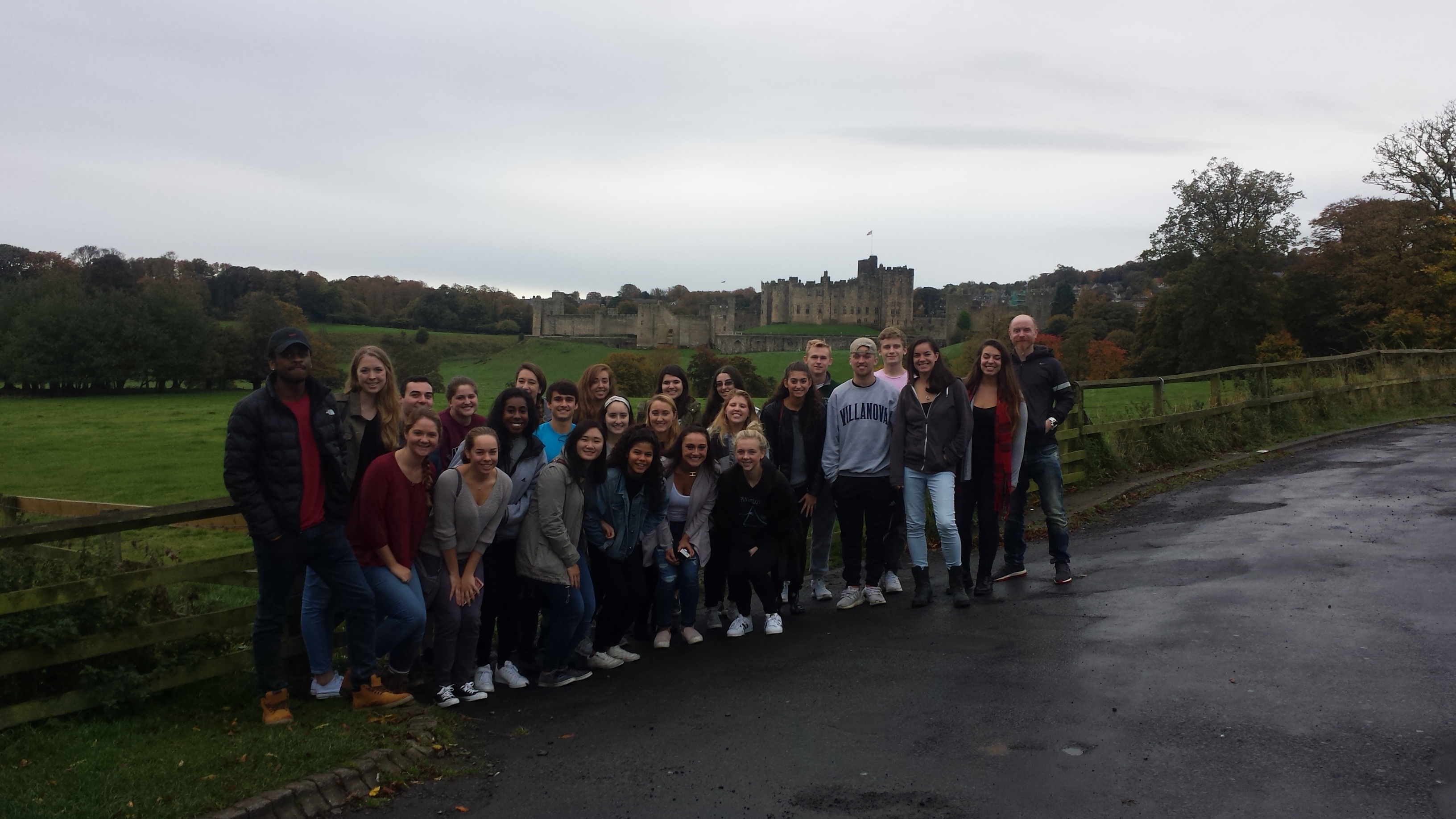 Loyola Students in front of Castle