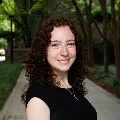 Genevieve Hayes Headshot
