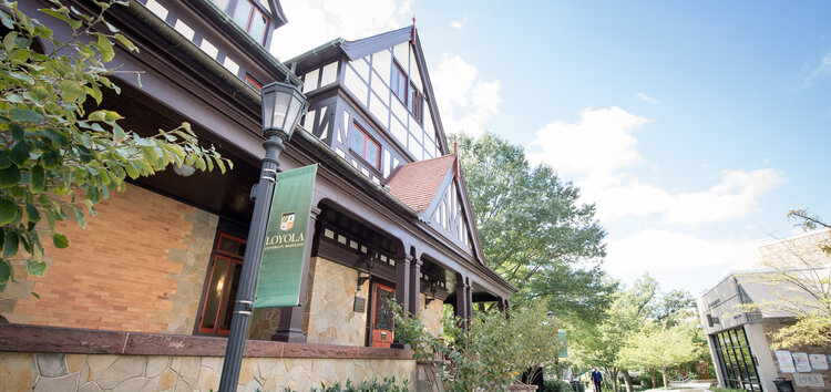 A photo of the Humanities building on the Evergreen campus