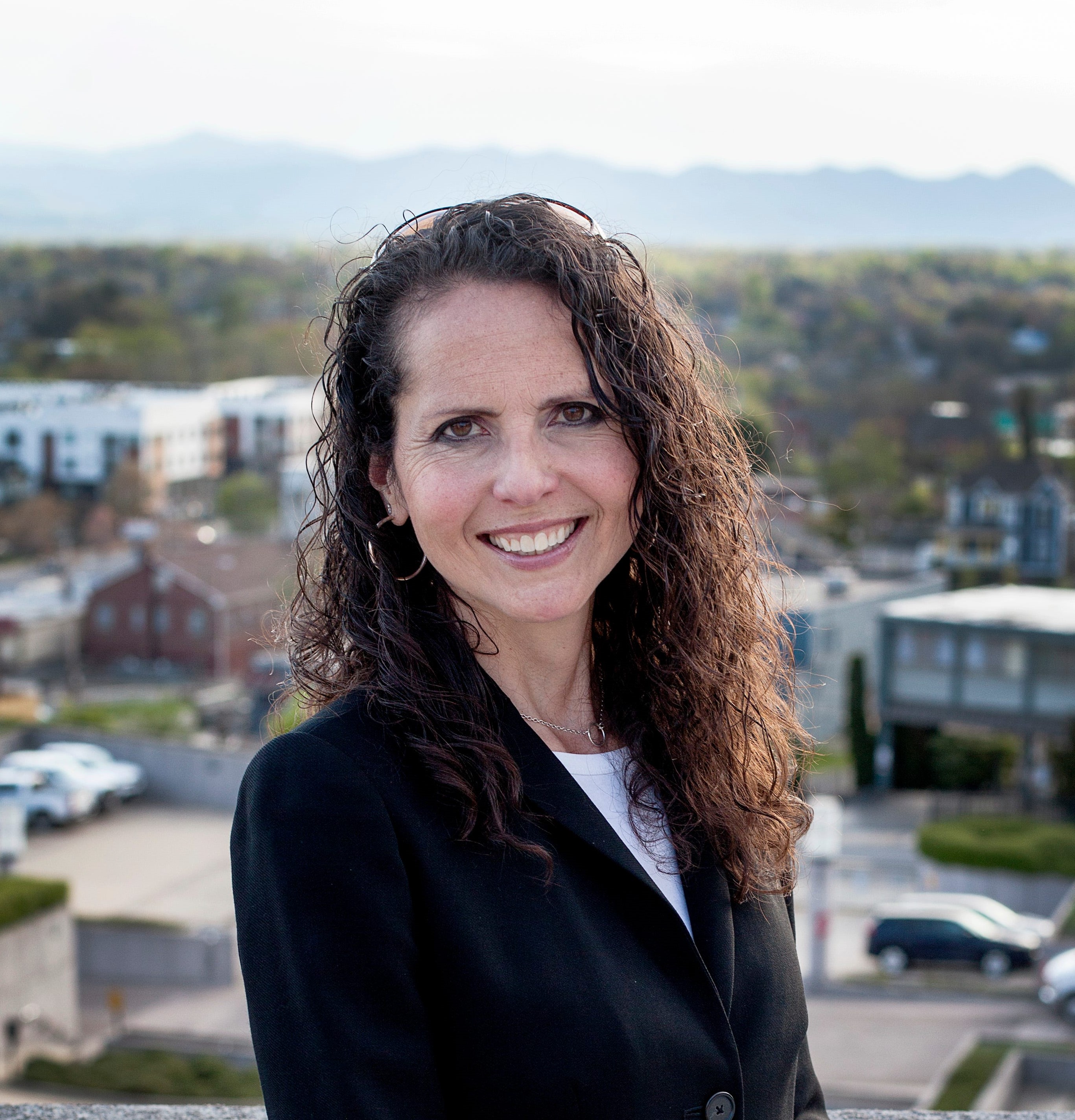 Karen Chavez Headshot