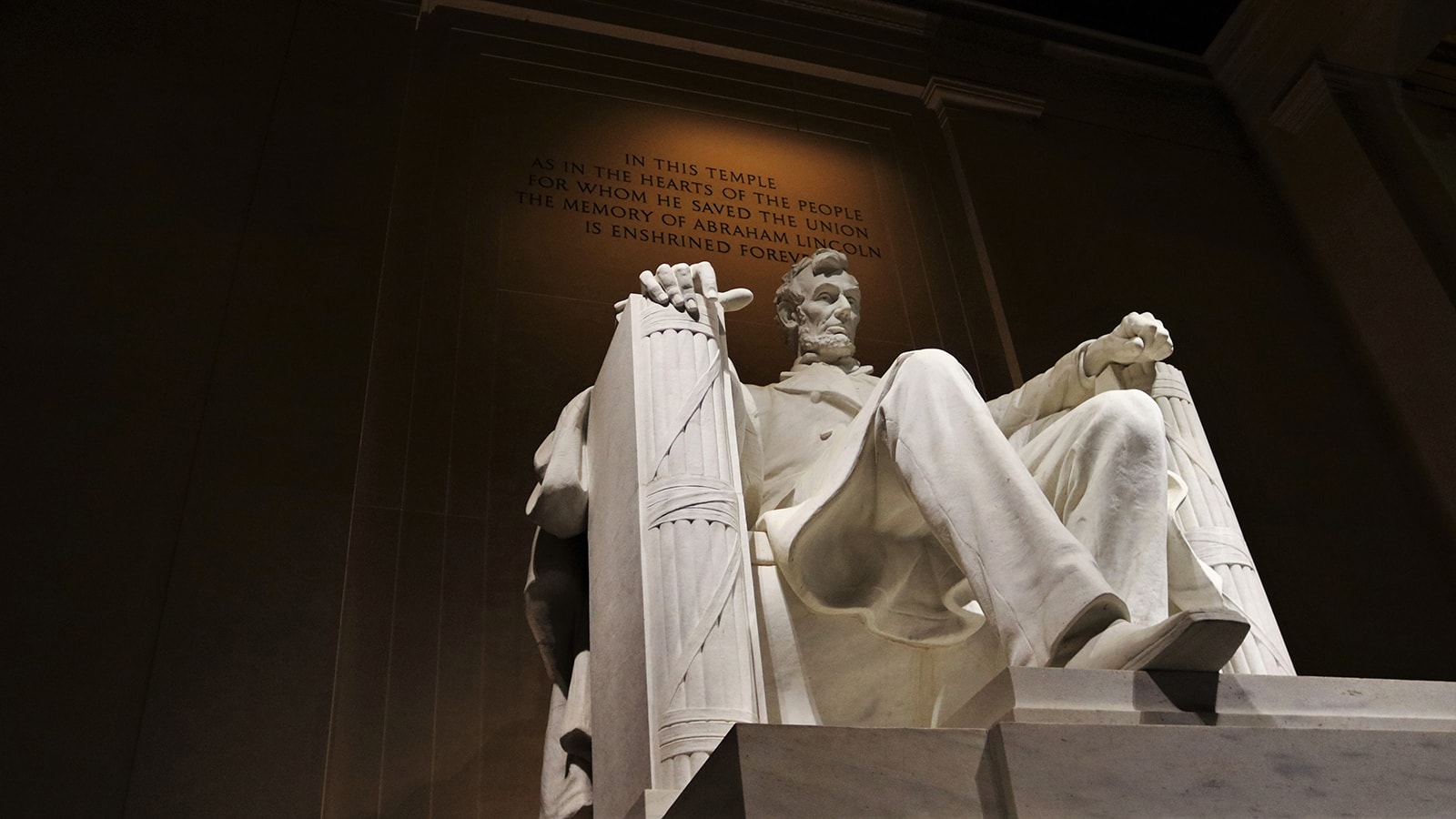 Photograph of the Statue of Abraham Lincoln at the Lincoln Memorial