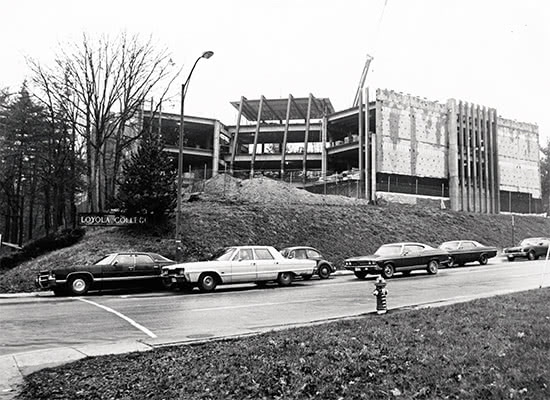 Vintage black and white photo of Donnelly Science Center under construction