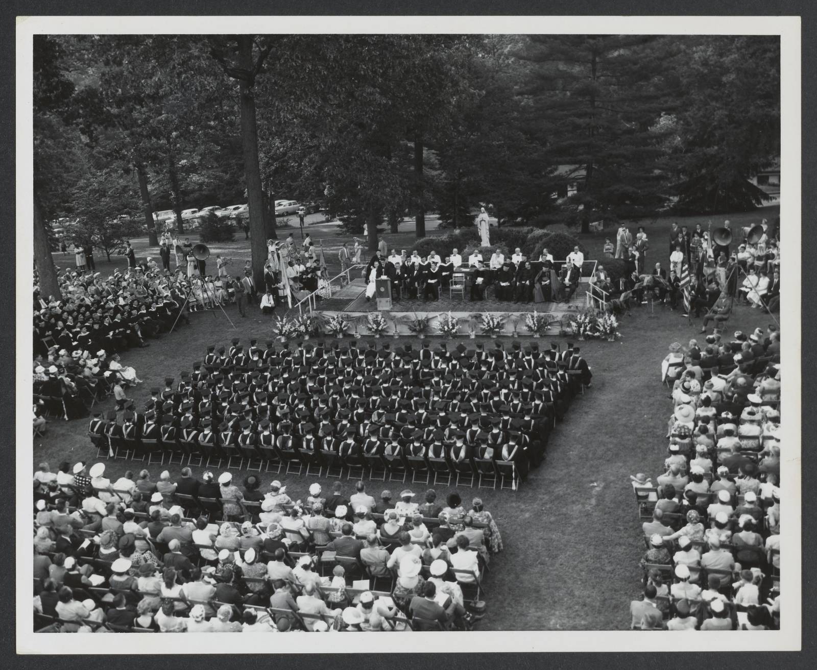 Black and White photo of the 1961 Commencement Ceremony on the Loyola Campus