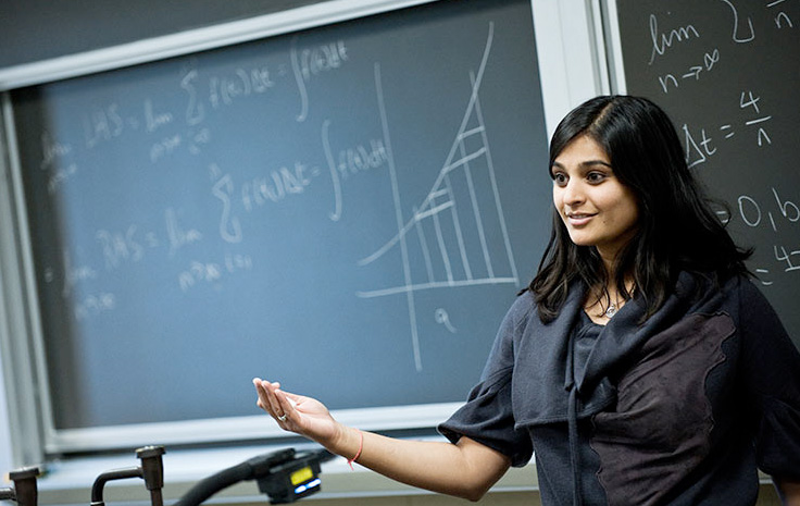 Professor Mili Shah presenting to a class