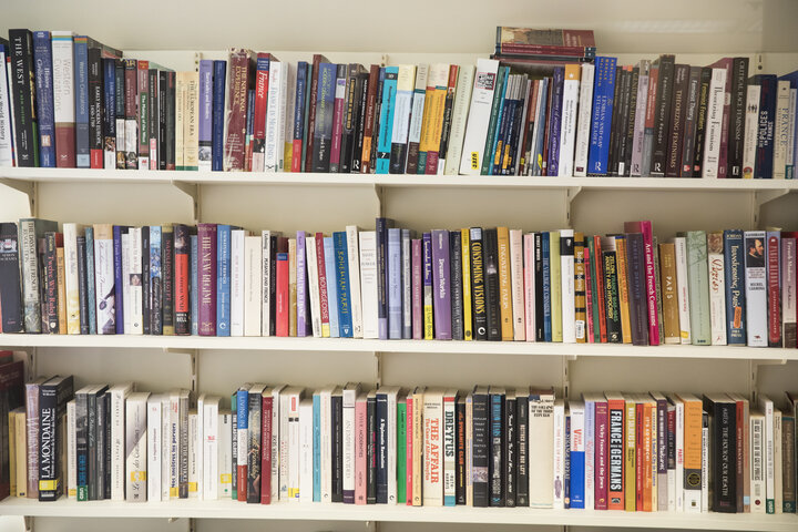 books on a book shelf