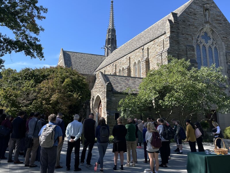 Loyola community gathers outside Alumni Memorial Chapel