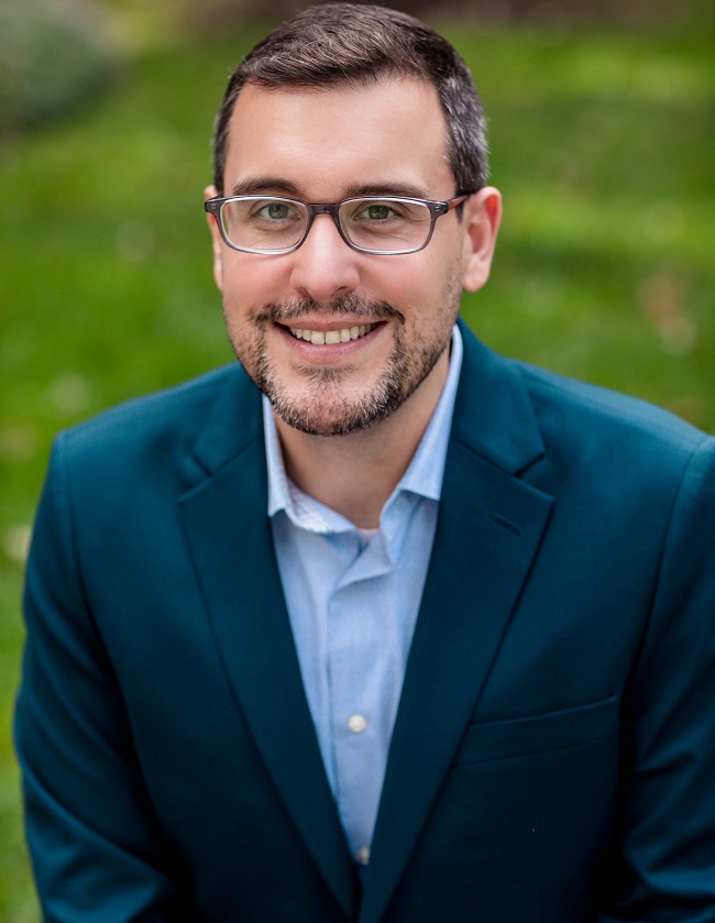 Headshot of Frank Golom