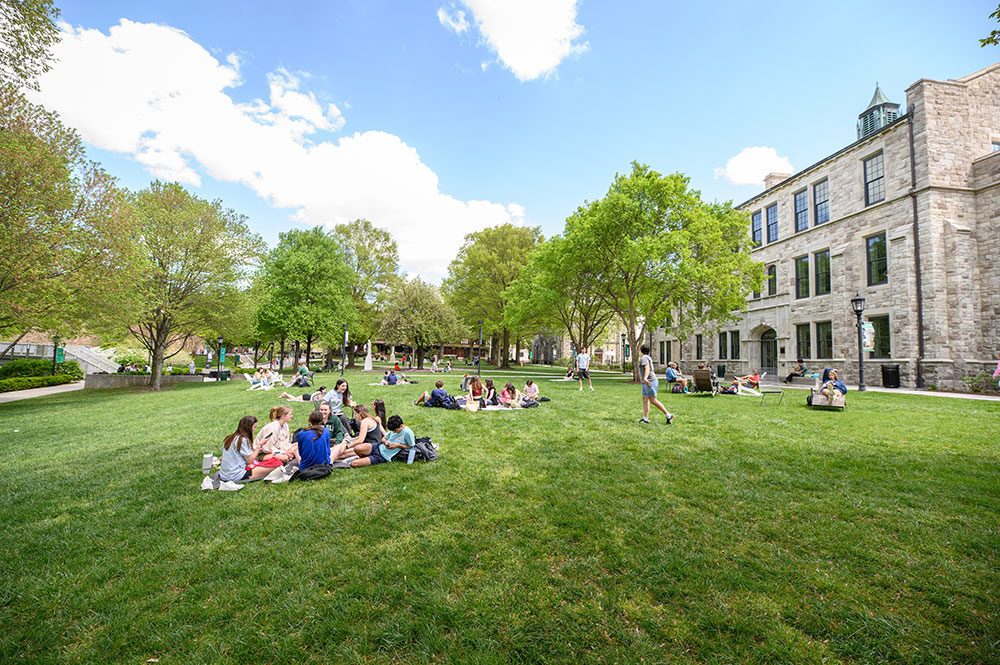 Loyola students enjoying the Quad in Spring 2024.