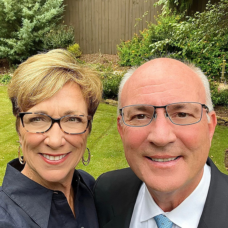 Joan I. Skesavage and James S. Skesavage, Jr., ’81